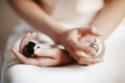 How Long Does Pheromone Perfume Last? - aromapassions